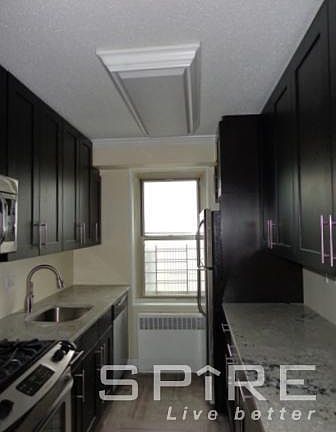 4th image of 747 10th Ave APT 22K
