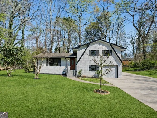 4101 Westview St, Douglasville, GA 30135