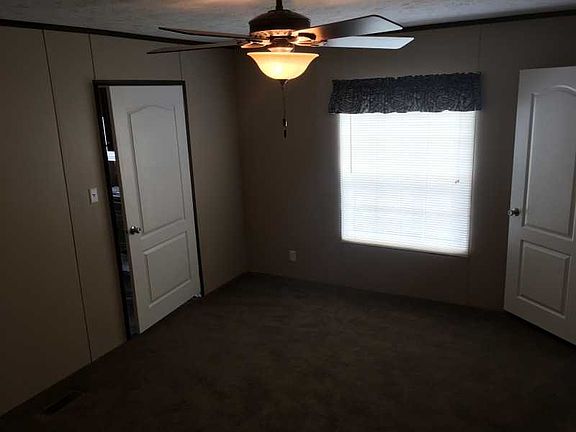 5th image of 153 Keithway Ln
