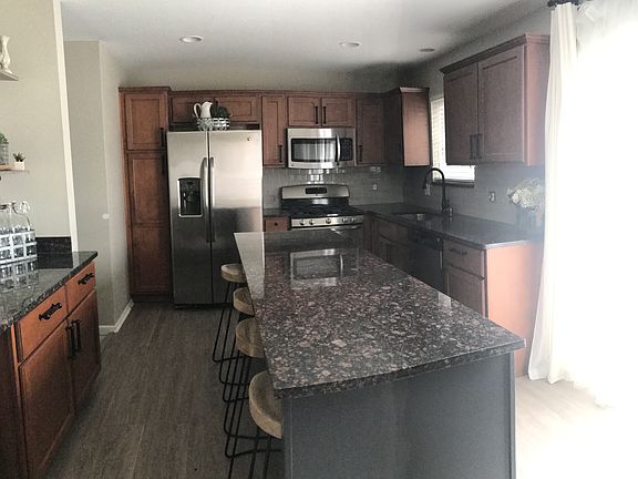 5th image of 30969 Moulin Ave