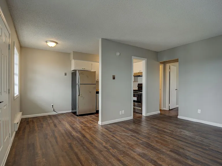 Mill Creek Apartments — Photo 30