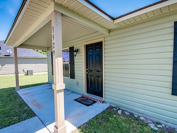 3rd image of 1529 San Bernardino Way