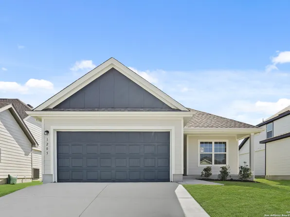 1205 Marvin Grove, Seguin, TX 78155