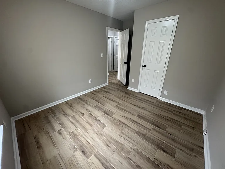 5457 Sundale Way S — Photo 18