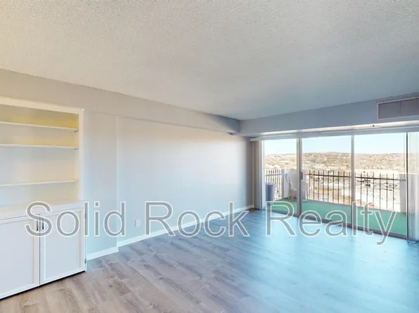 411 Lakewood Cir APT B1110, Colorado Springs, CO 80910