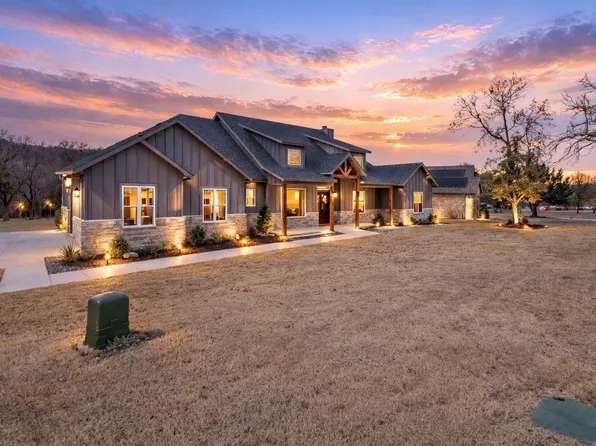 105 Bonita Dr, Springtown, TX 76082