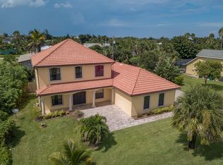 160 Mar Len Dr, Melbourne Beach, FL 32951