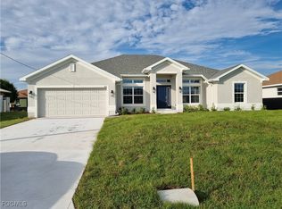 201 NW 9th Ter, Cape Coral, FL 33993