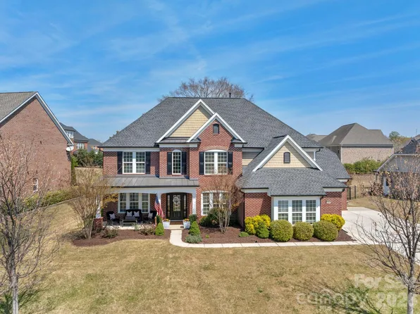 2709 Creek Manor Dr, Waxhaw, NC 28173