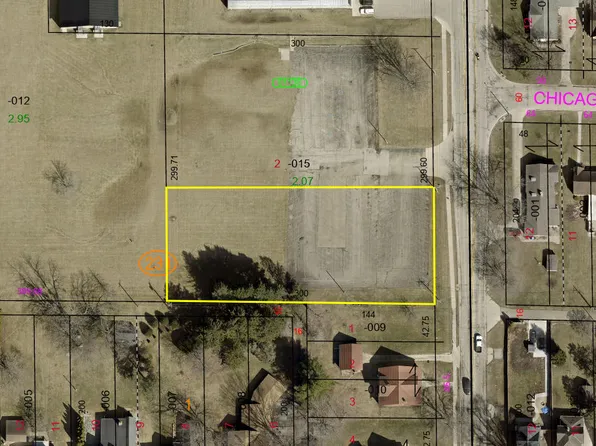 13th Ave, Mendota, IL 61342