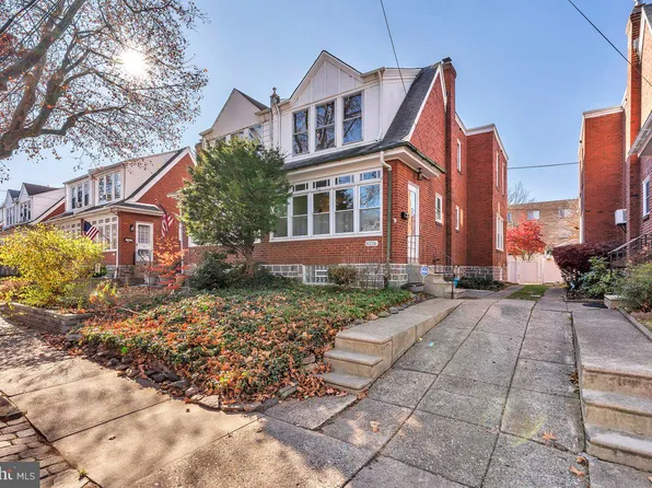 3226 Fuller St, Philadelphia, PA 19136
