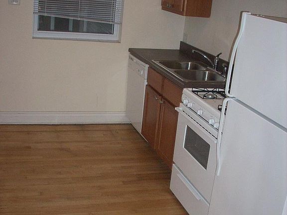 4th image of 5208 N Leavitt St #2V