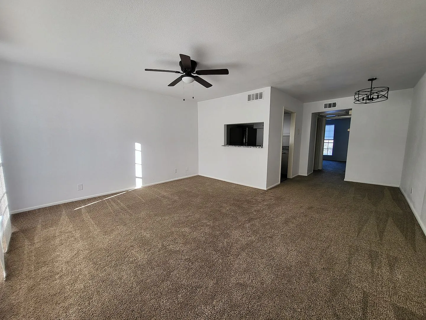 One Bedrooom in a Private setting — Photo 2