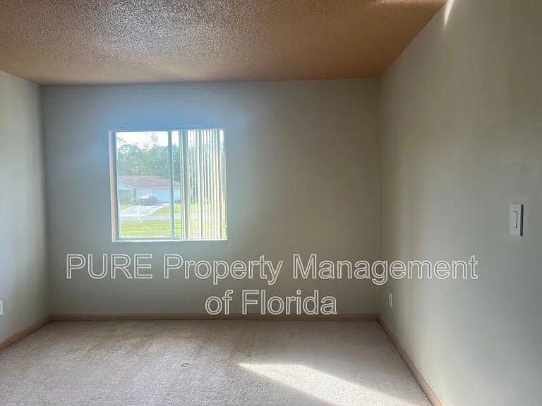 549 Fairways Dr #B — Photo 18