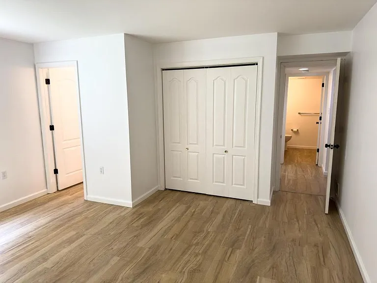 140 Lindfield Cir — Photo 14