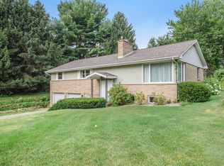1119 Cadet Ln, Kalamazoo, MI 49009