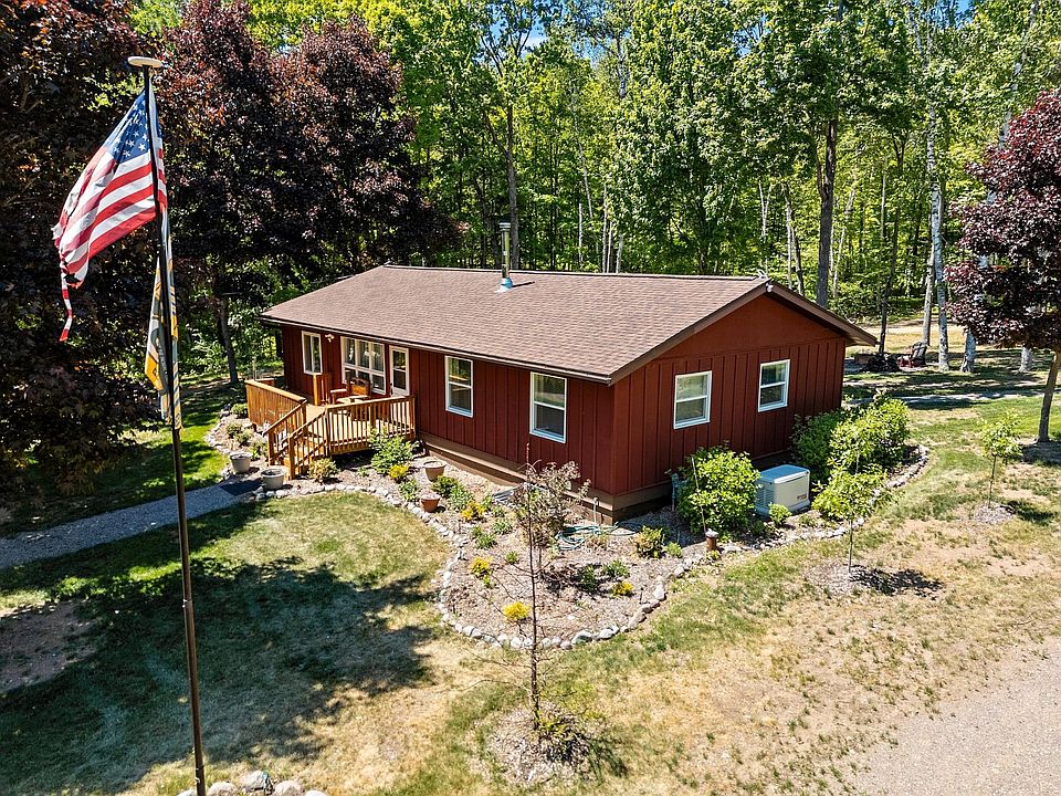 1st image of 15284 Loretta Ln