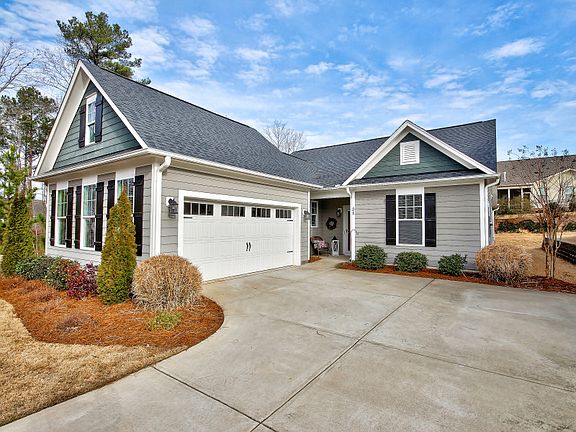 2nd image of 36 Sassafras Ln