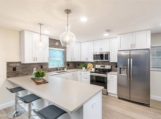 2057 Ridgecrest Dr #R, Dunedin, FL 34698