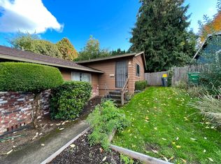 2032 NE Buffalo St, Portland, OR 97211