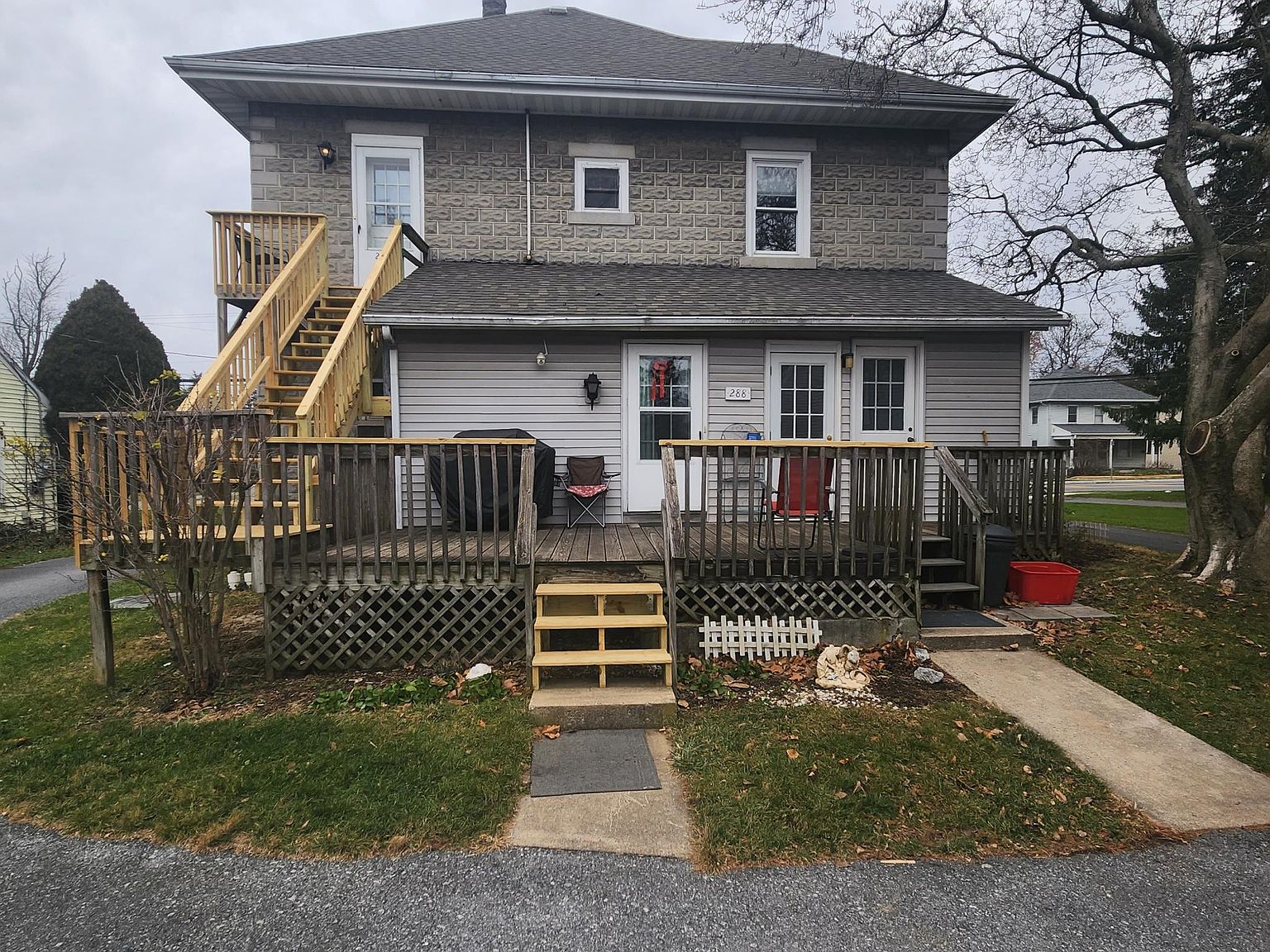 288 W Main St A, Leola, PA 17540 Zillow