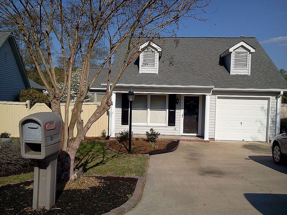 Adorable Curb Appeal