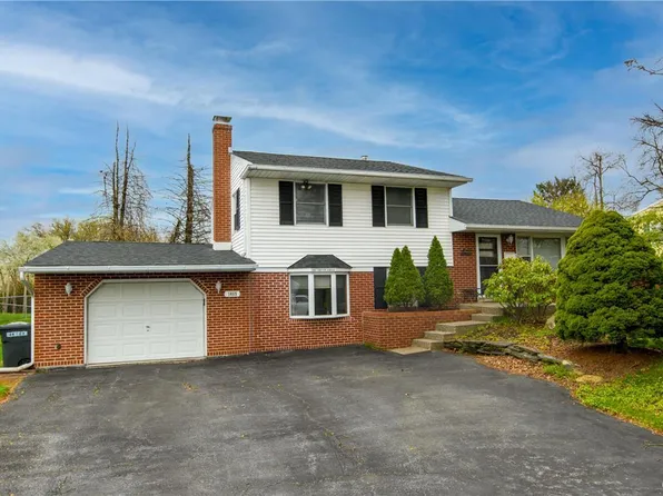 1465 Exeter Cir, Allentown, PA 18103