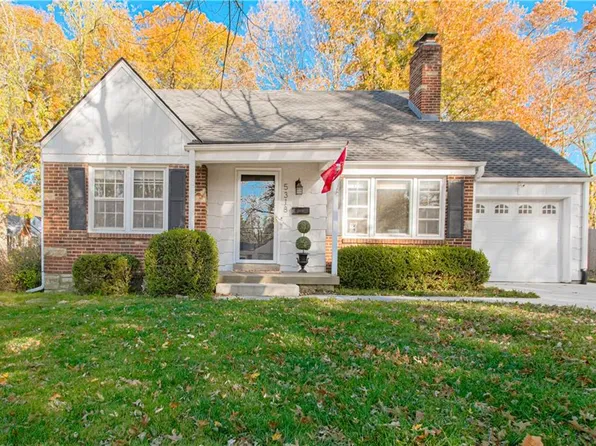 5318 W 55th St, Roeland Park, KS 66205