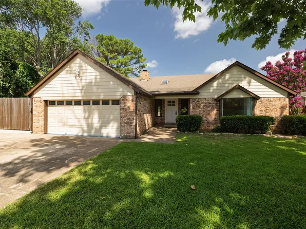 950 Hummingbird Trl, Grapevine, TX 76051