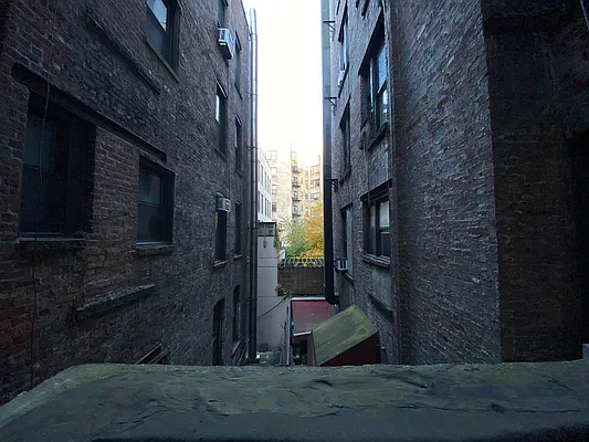 Rented by Urban Real Estate Property Group Inc | media 13