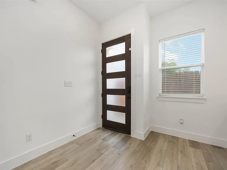 8508 Wileyvale Rd #B — Photo 3