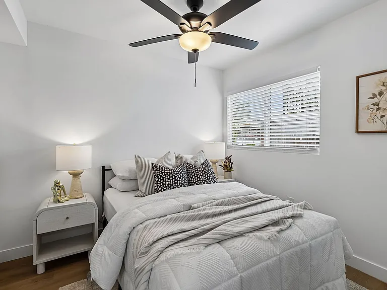 Salt + Sea - Luxury Coastal Apartments near Carlsbad Village — Photo 42