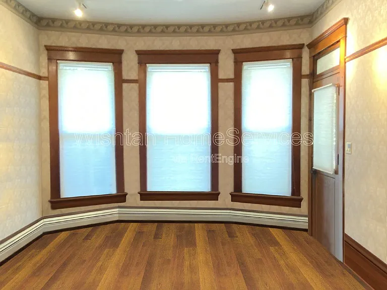 538 N Randolph St #6 — Photo 7