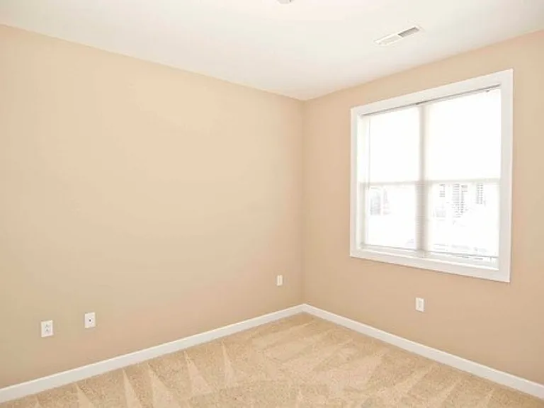 337 Monlandil Dr — Photo 10