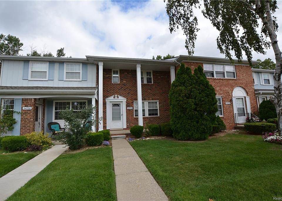 1st image of 24750 Olde Orchard St #9