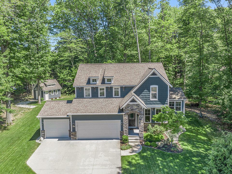1st image of 3808 Harbor Breeze Dr