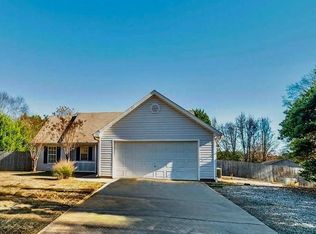524 Leguin Mill Rd, Locust Grove, GA 30248