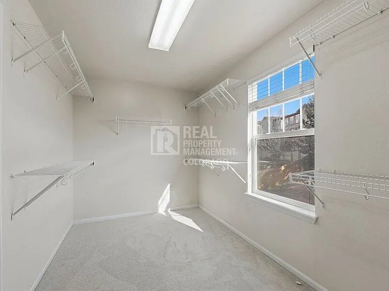 10468 Wagon Box Cir — Photo 30