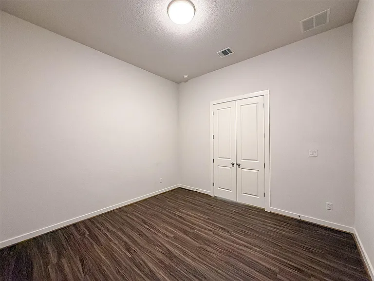 249 Heartleaf Rd — Photo 32