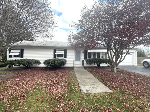 5 Tara St #1, Providence, RI 02904