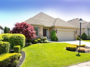 129 Harbridge Mnr, Buffalo, NY 14221