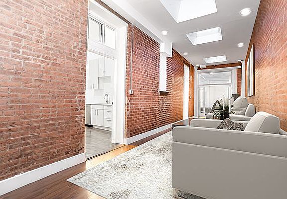 4th image of 57 5th Ave APT 1B