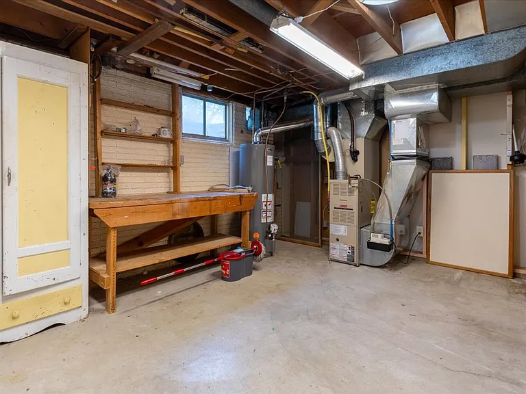 7221 Lexington Ave — Photo 32