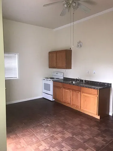 511 W 1st Ave #C Photo 1