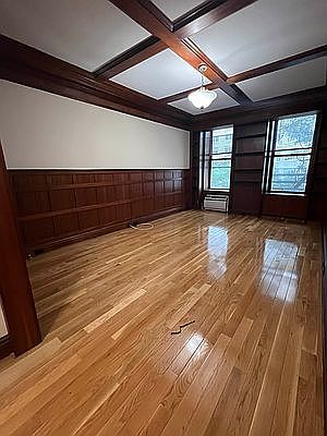 3rd image of 148 W 68th St APT 4H