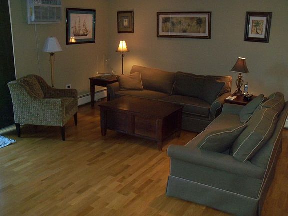 4th image of 1053 Ogden Ave #351