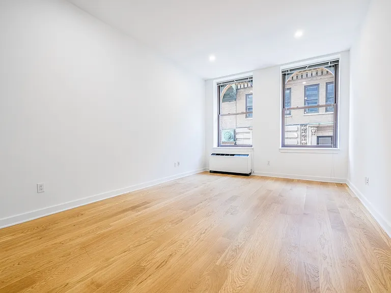37 Wall St #11P — Photo 5