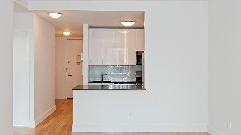 1st image of 44 Wall St #7456