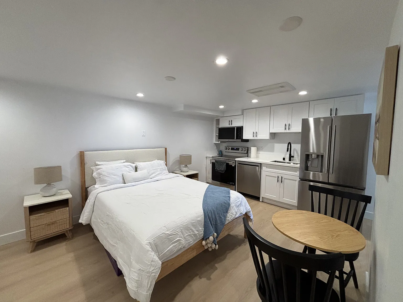 Studio, 374 sqft, $2,850 — Photo 1
