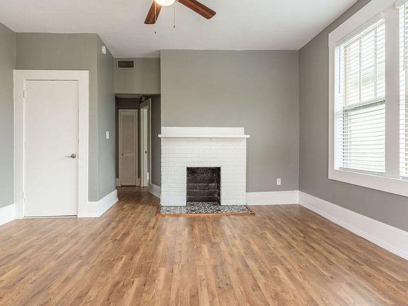 4th image of 1739 Walnut St #3